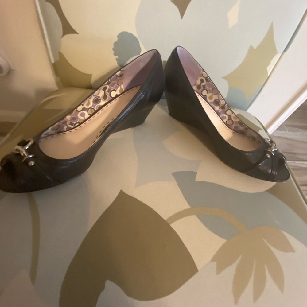 Coach shoes - Picture 3 of 4